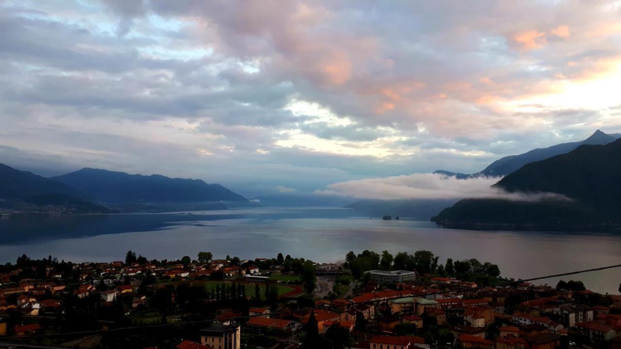 Sole & Lago-Lake Maccagno Exteriör bild