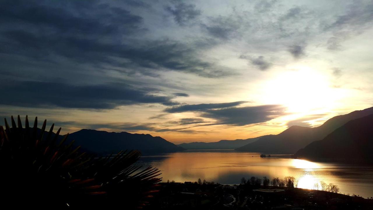 Sole & Lago-Lake Maccagno Exteriör bild