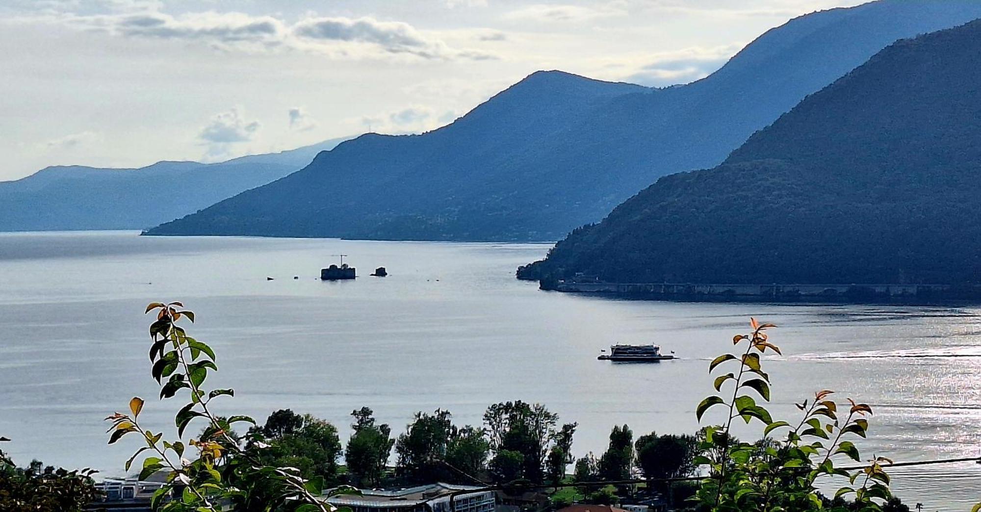 Sole & Lago-Lake Maccagno Exteriör bild